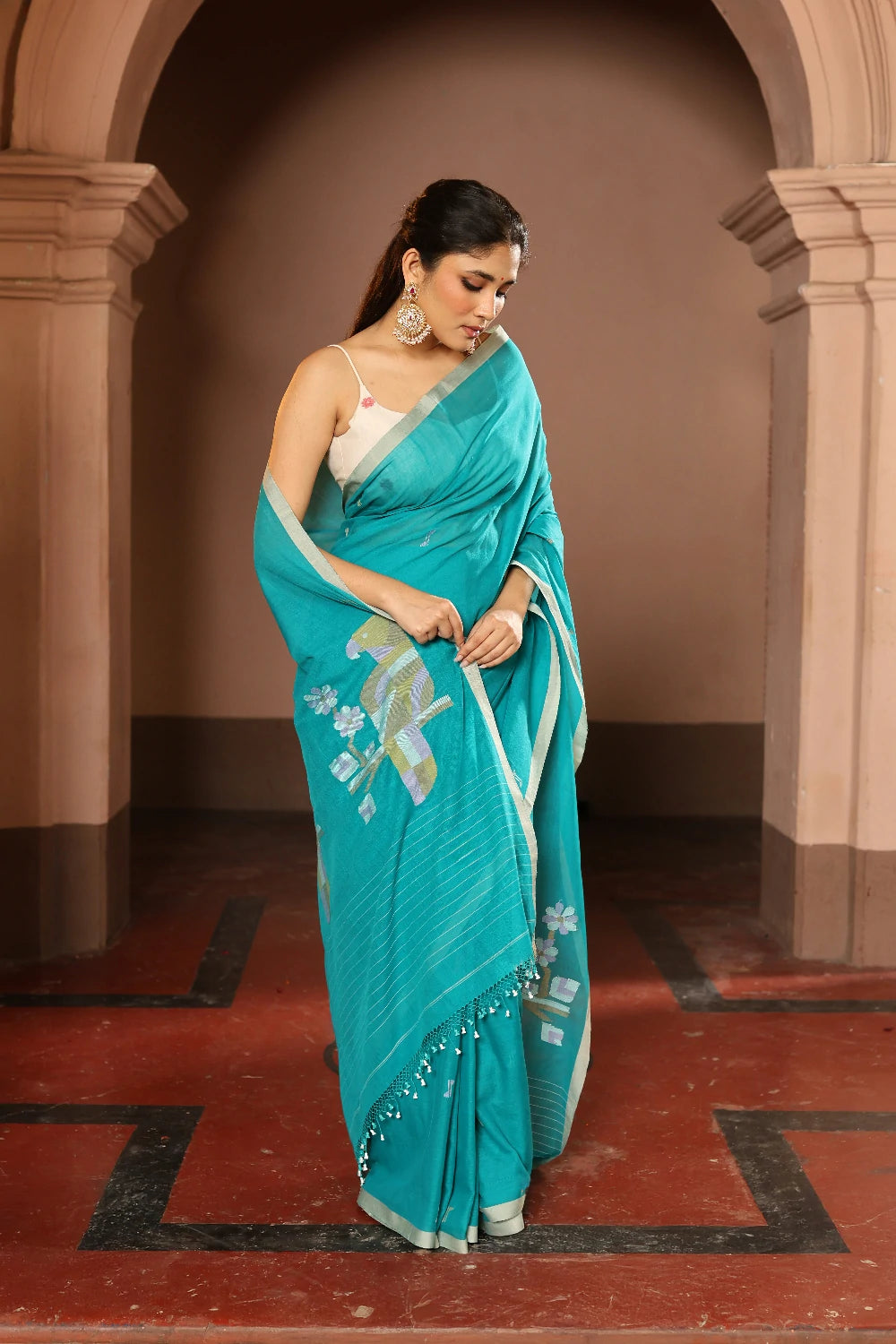 Handloom Teal Blue Pure Cotton Contemporary Jamdani Saree