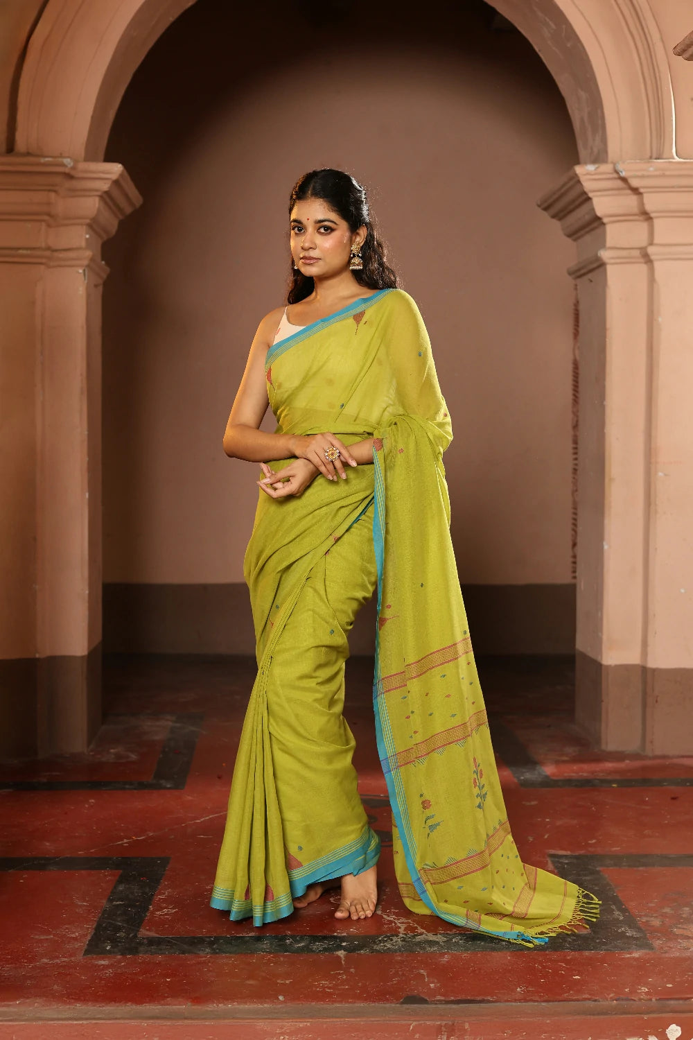 Handloom Lime Green Pure Cotton Contemporary Jamdani Saree