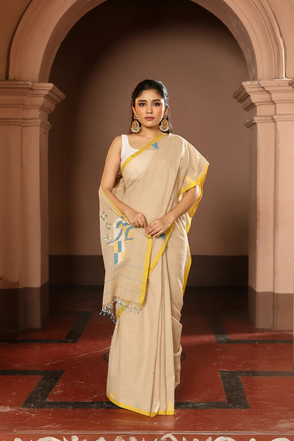 Handloom Beige Pure Cotton Jamdani Saree With Bird Motifs