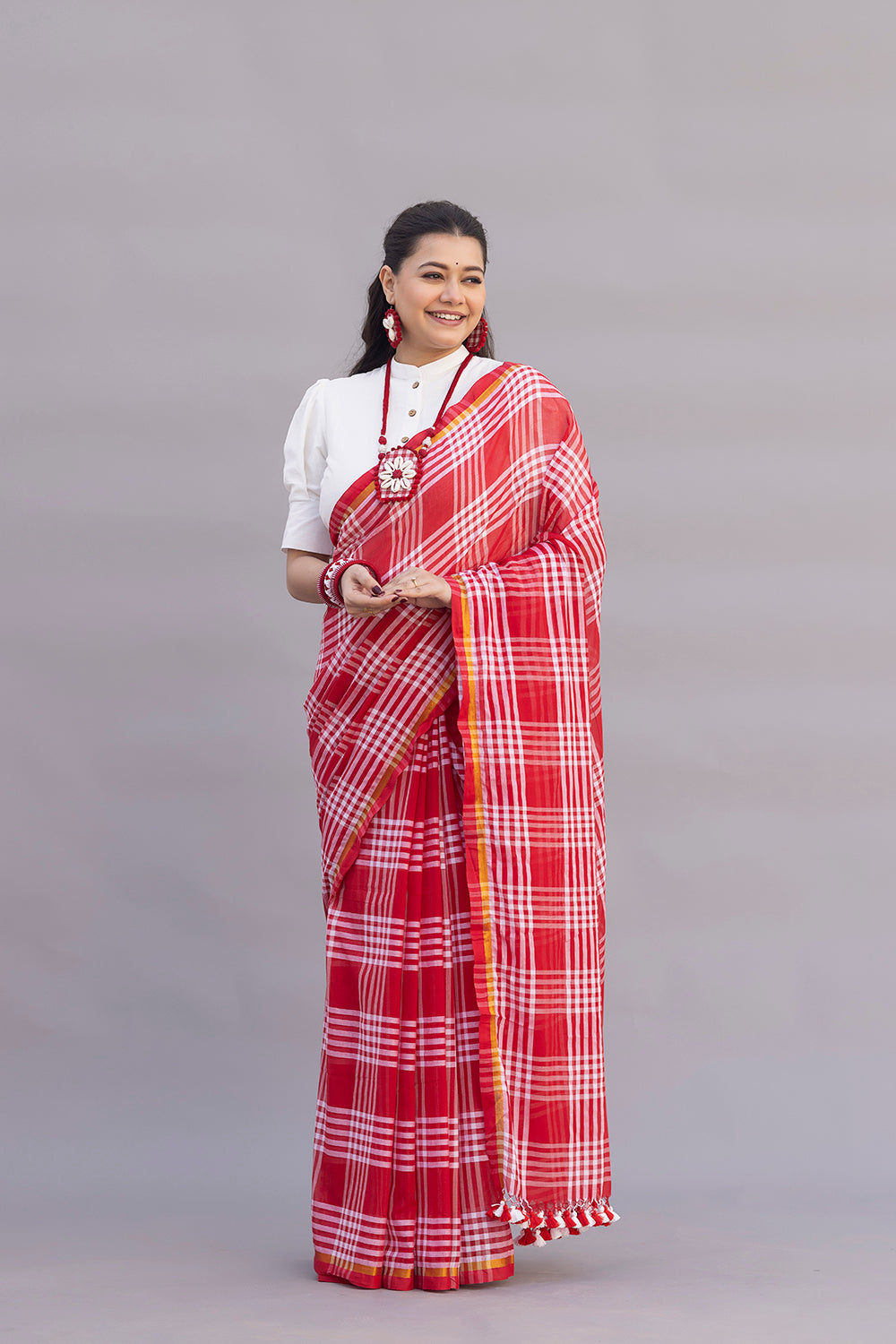 Handloom Red and White Check Mulmul Saree