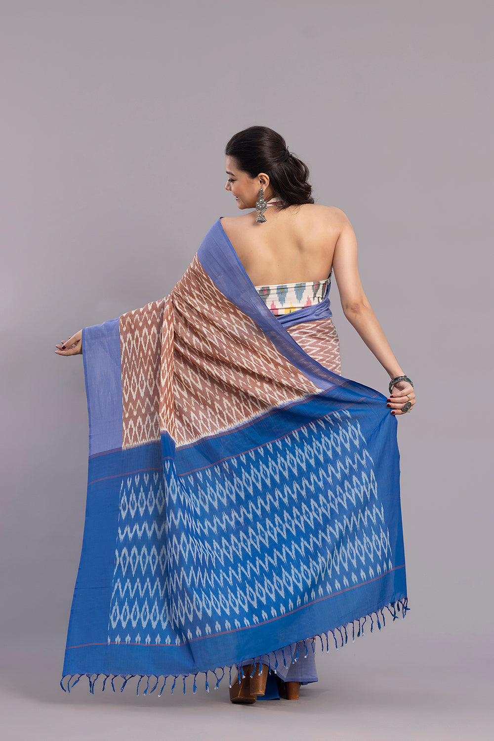 Handloom Beige Ikkat Cotton SIlk Saree