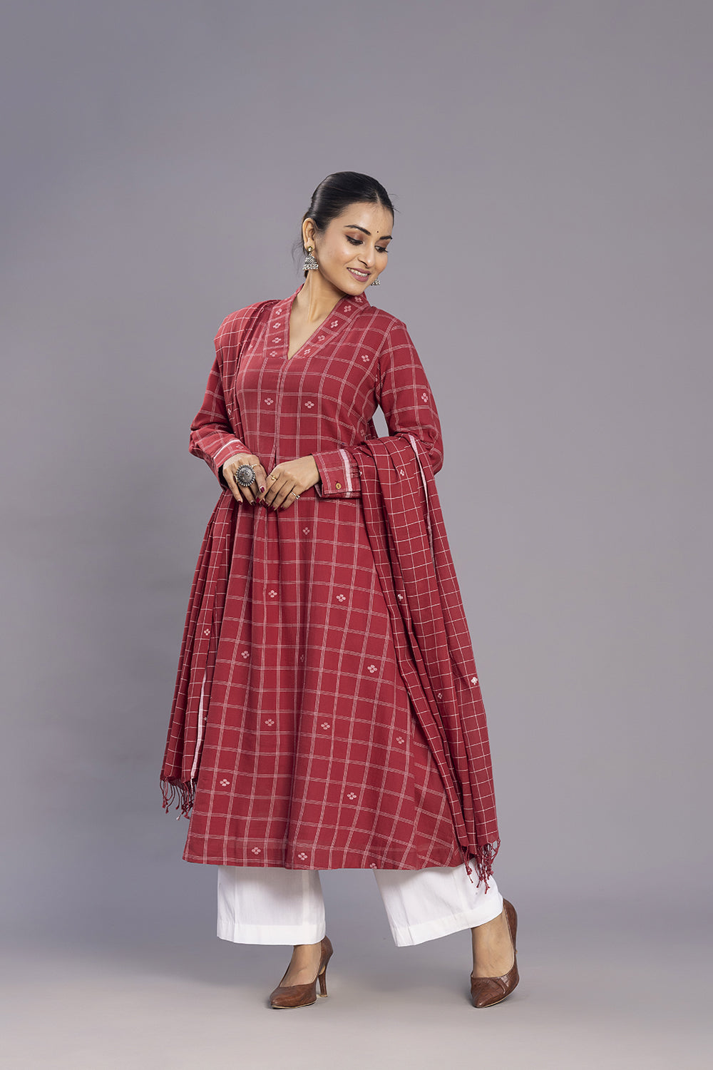 Brick Red Handwoven Checks Jamdani Cotton Kurta Set With Dupatta