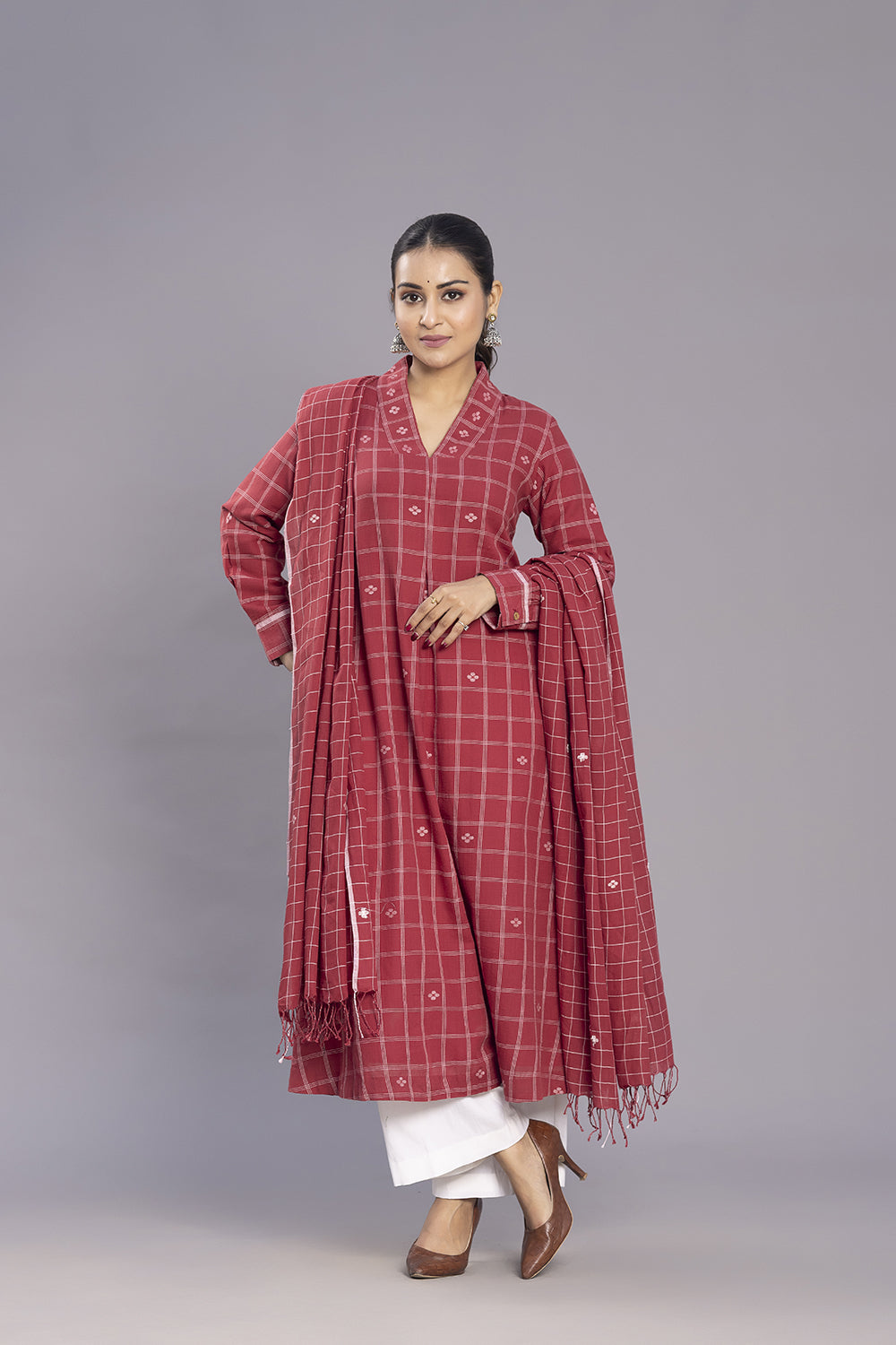 Brick Red Handwoven Checks Jamdani Cotton Kurta Set With Dupatta