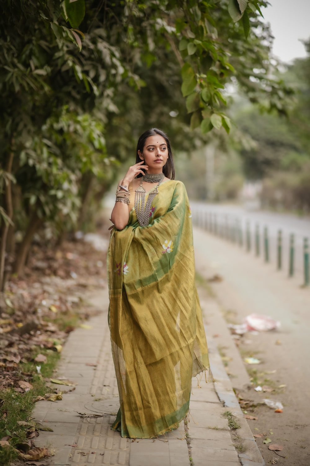 Handloom Green & Gold Tissue Linen Jamdani Saree