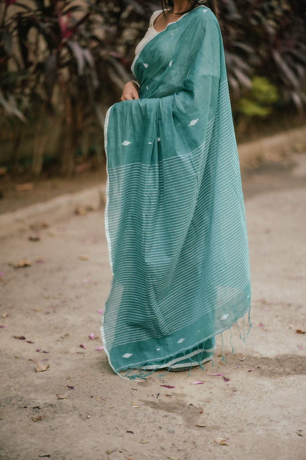 Handloom Aqua Green Mulmul Jamdani Saree