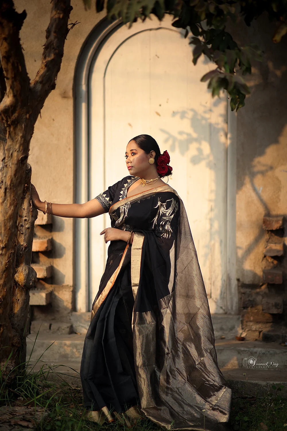 Handloom Black Chanderi Pure Silk Saree With Gold Zari Motifs