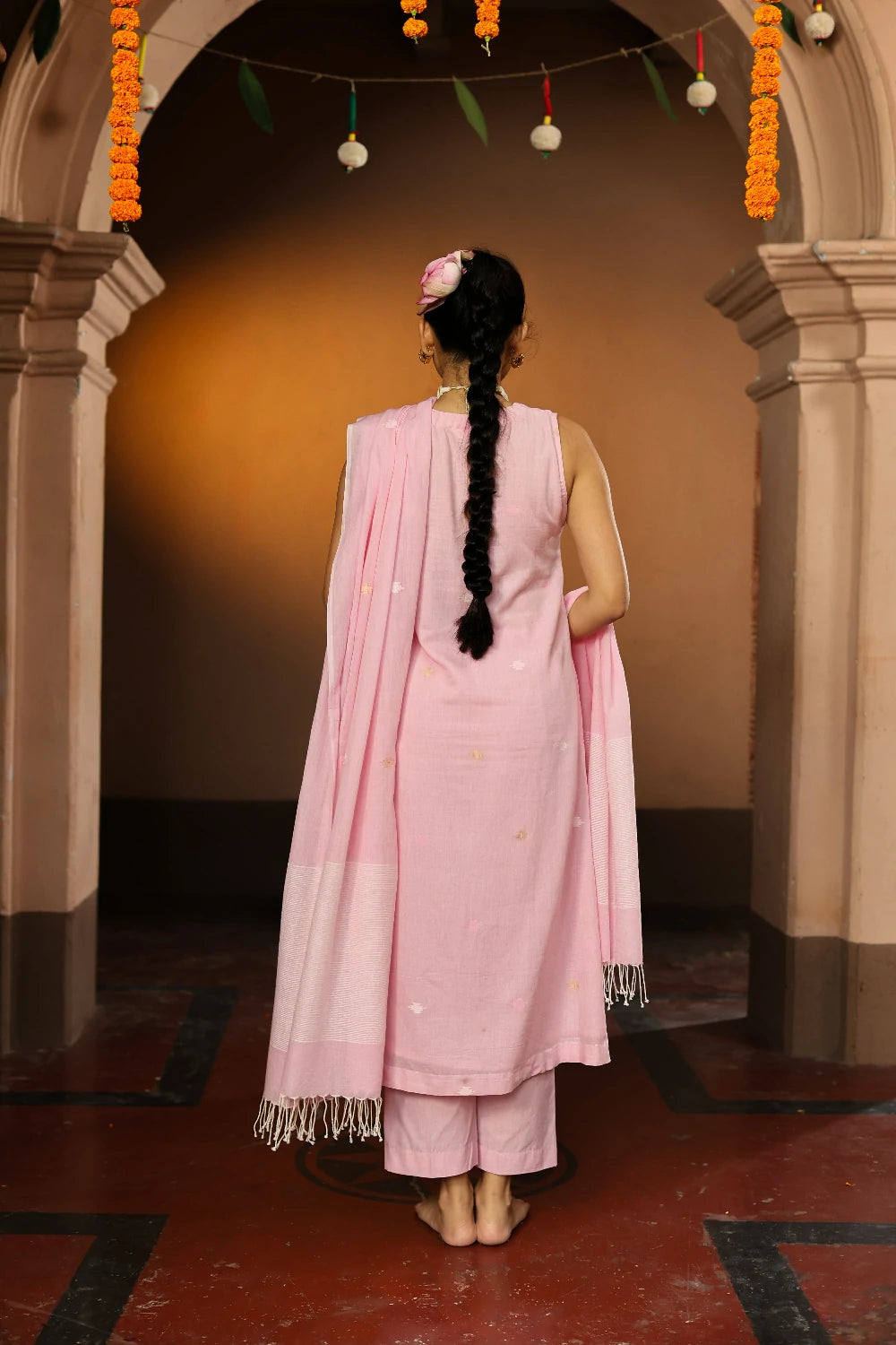 Back View of Handloom Pastel Pink Pure Cotton Zari Jamdani Kurta Set with Dupatta