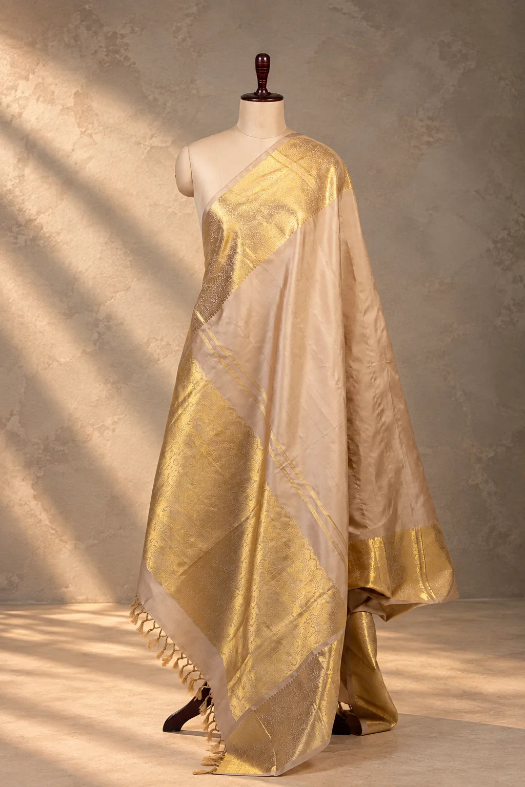 Beige Kanjivaram Pure Silk Zari Dupatta-Sutra Art of Clothing