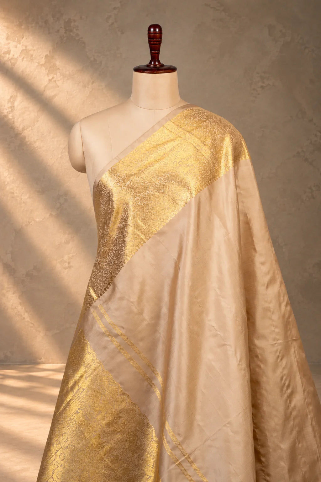 Beige Kanjivaram Pure Silk Zari Dupatta-Sutra Art of Clothing