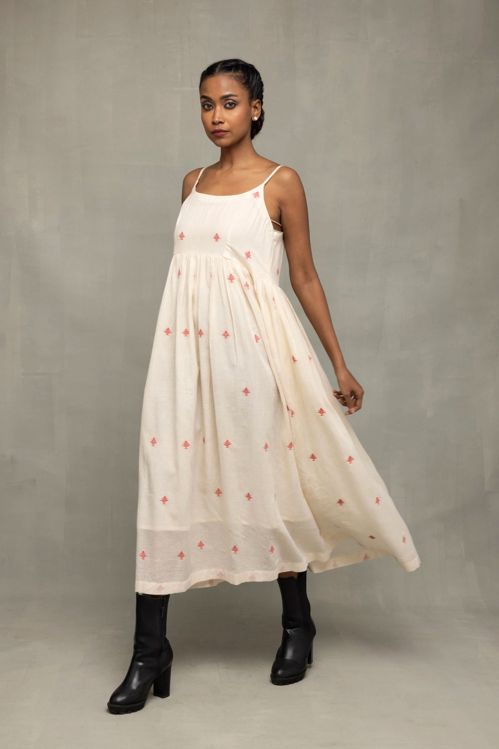 Close Up of Dheki Motifs on Cream and Red Pure Cotton Jamdani Dress