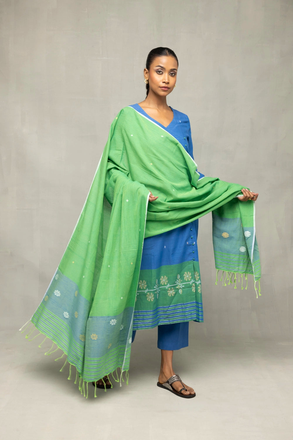 Close Up of Jamdani Weave Motifs on Blue and Green Handloom Kurta