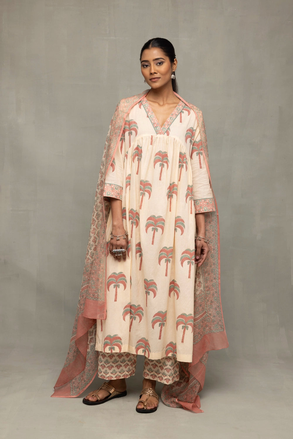 Cream and Pink Hand Block Palm Print Straight Fit Kurta Set for Everyday Wear