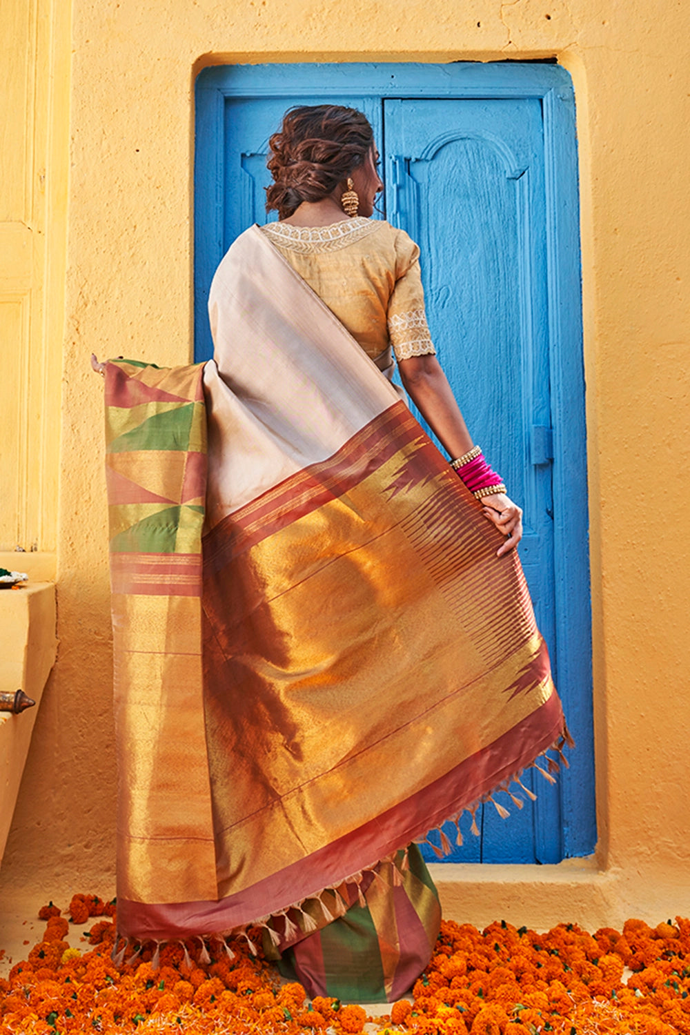 Handloom Gold Pure Silk Kanchi Saree With Double Temple Border