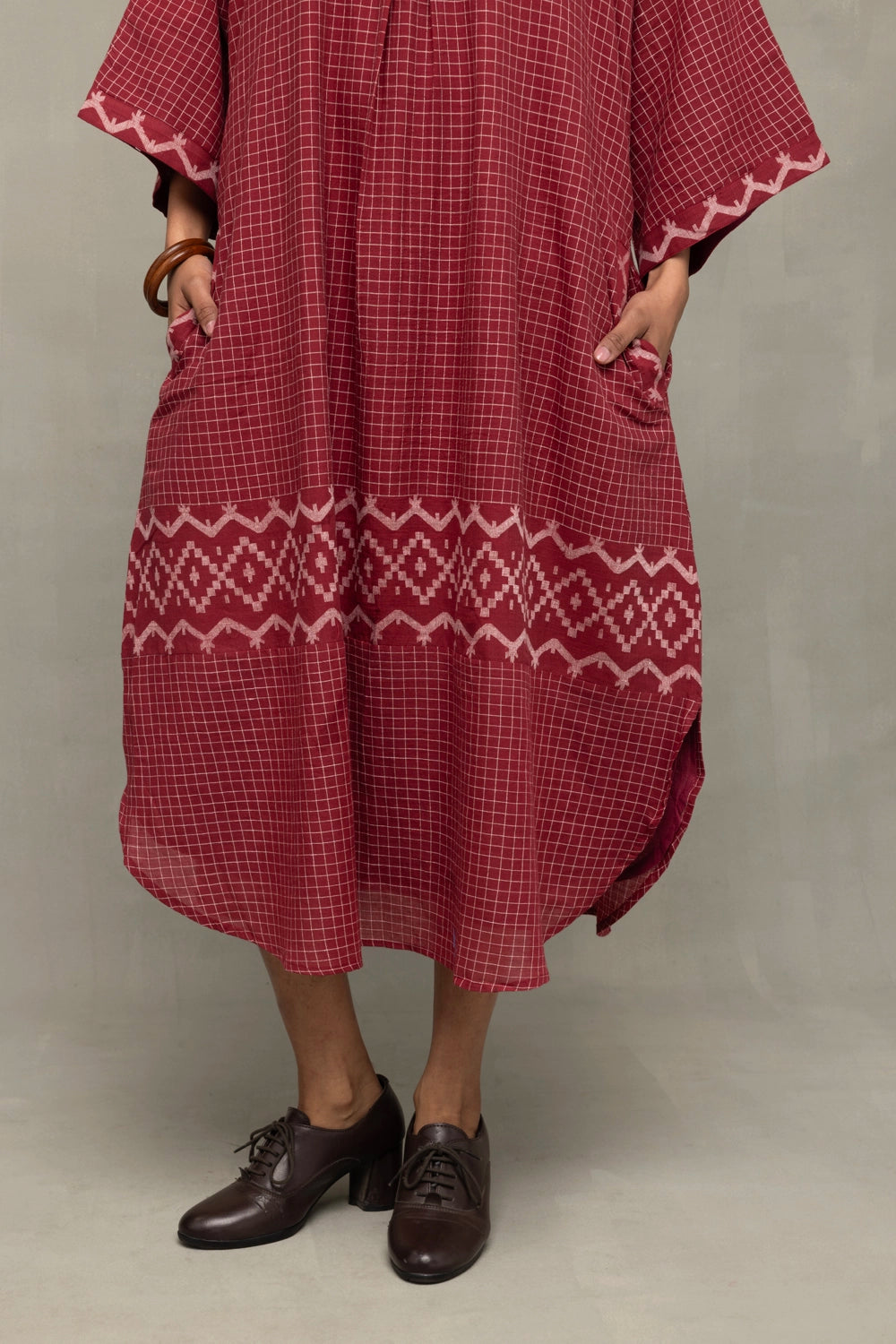 Elegant Crimson Checkered Jamdani Kaftan Dress for Festive Wear