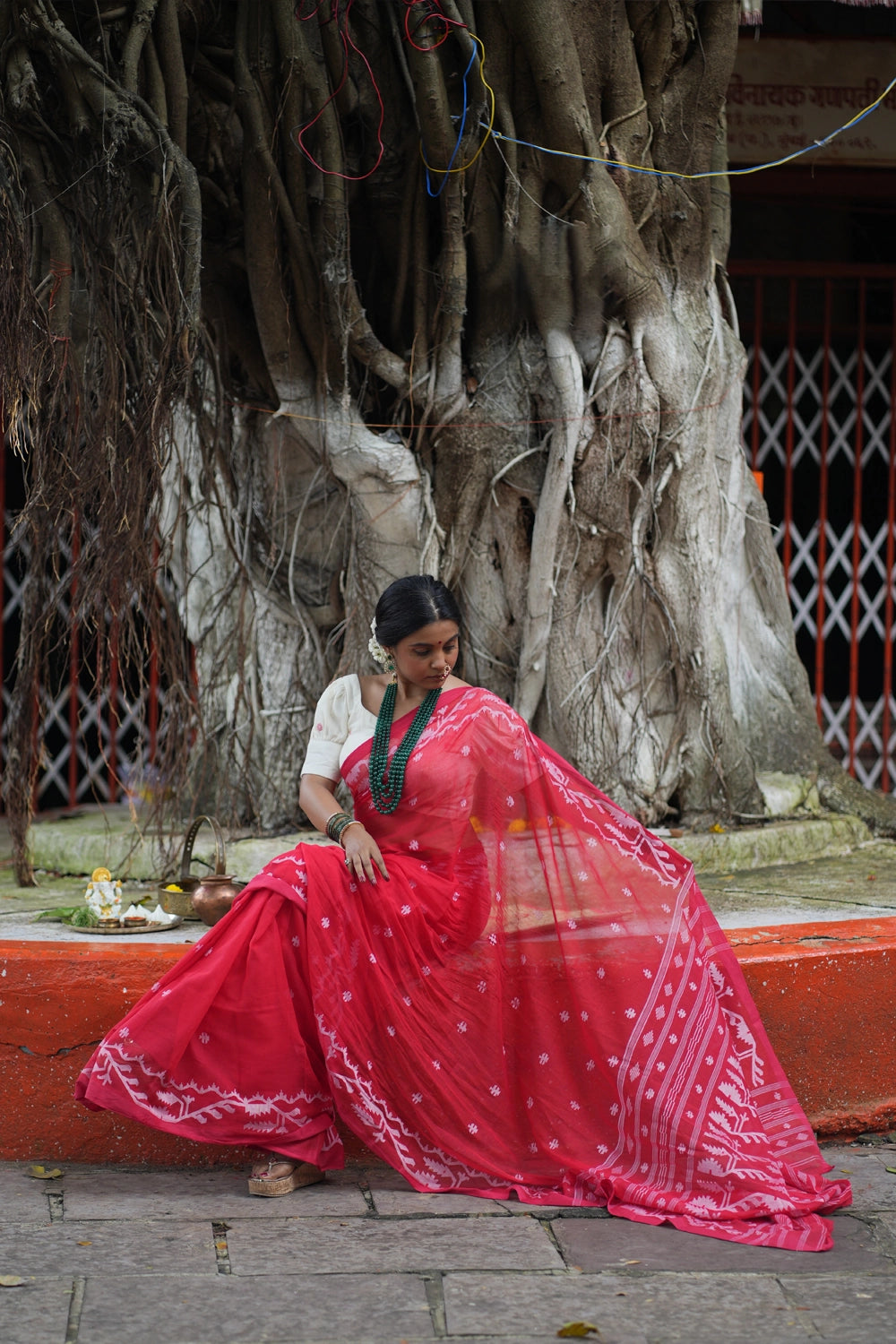 Handloom Red Pujo Jamdani Saree