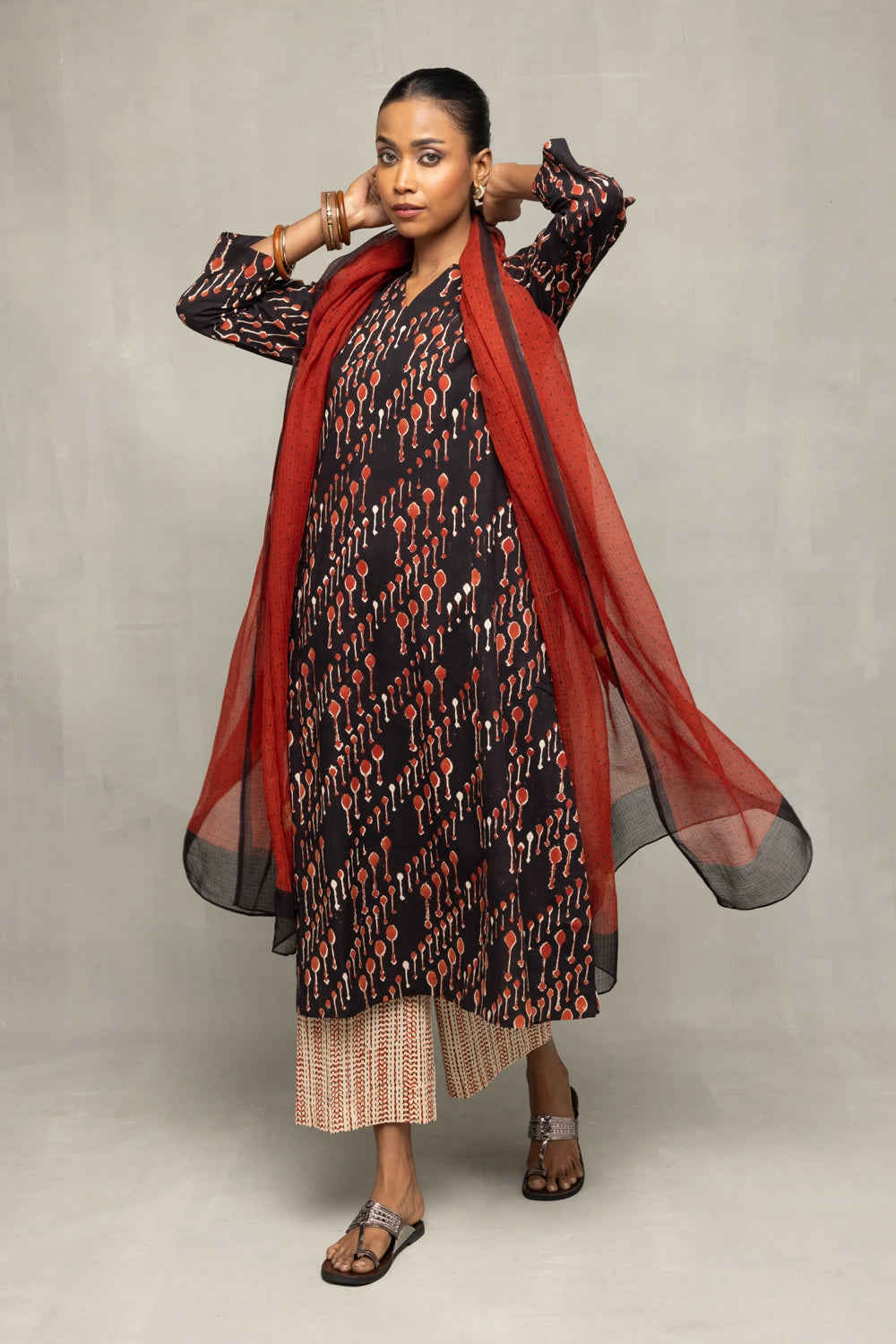 Handcrafted Ebony Crimson Bagru Block Print Cotton Kurta Set