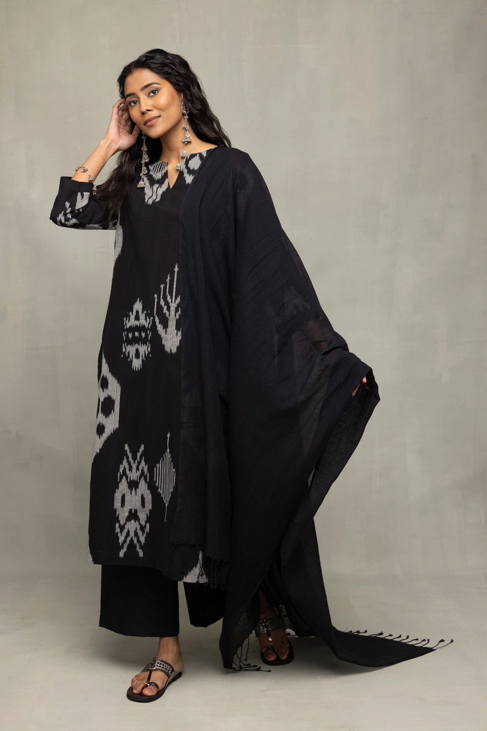 Handloom Black Ikat Abstract Kurta Set with Breathable Fabric for All Day Wear
