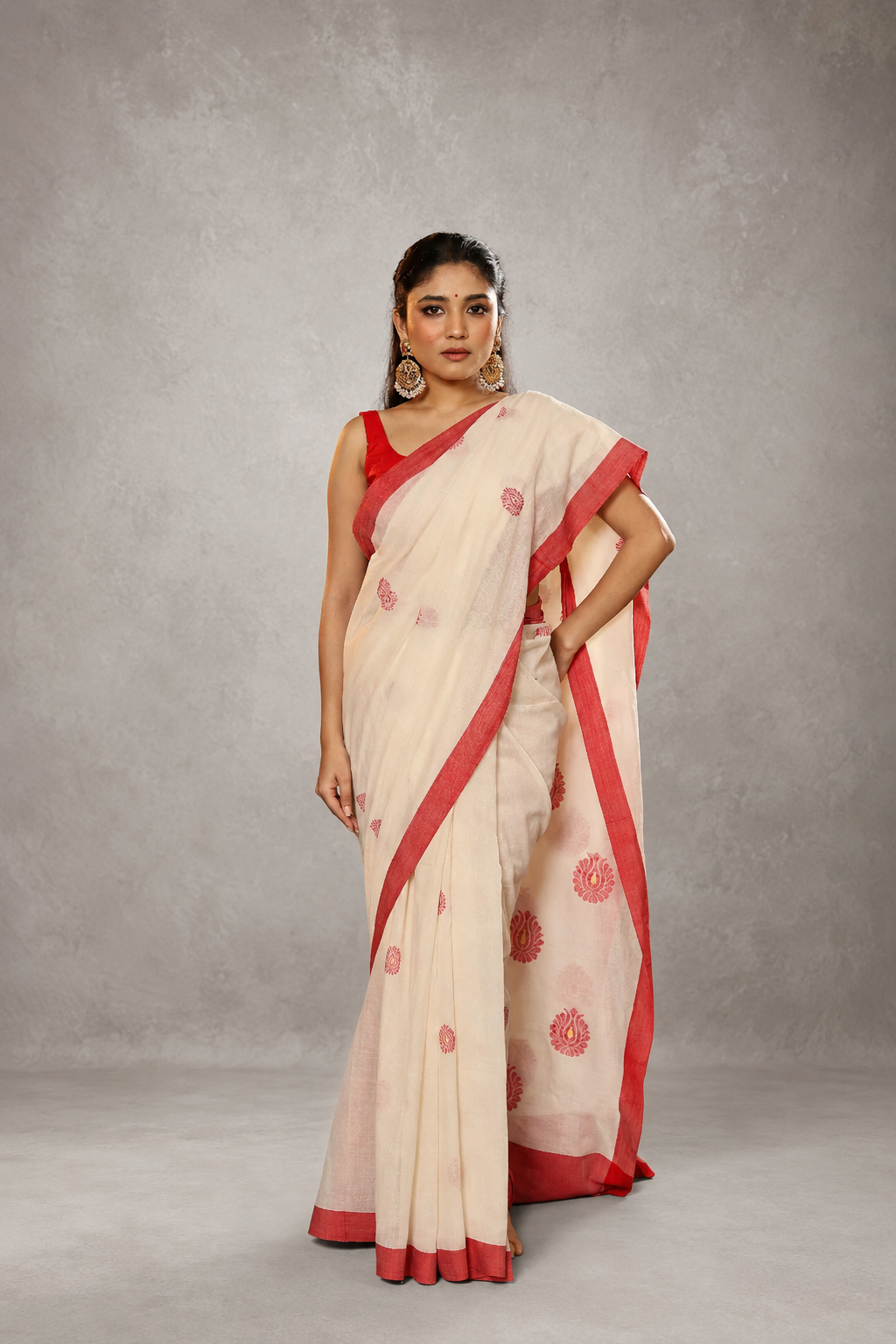 Handloom red and white pure cotton Jamdani saree