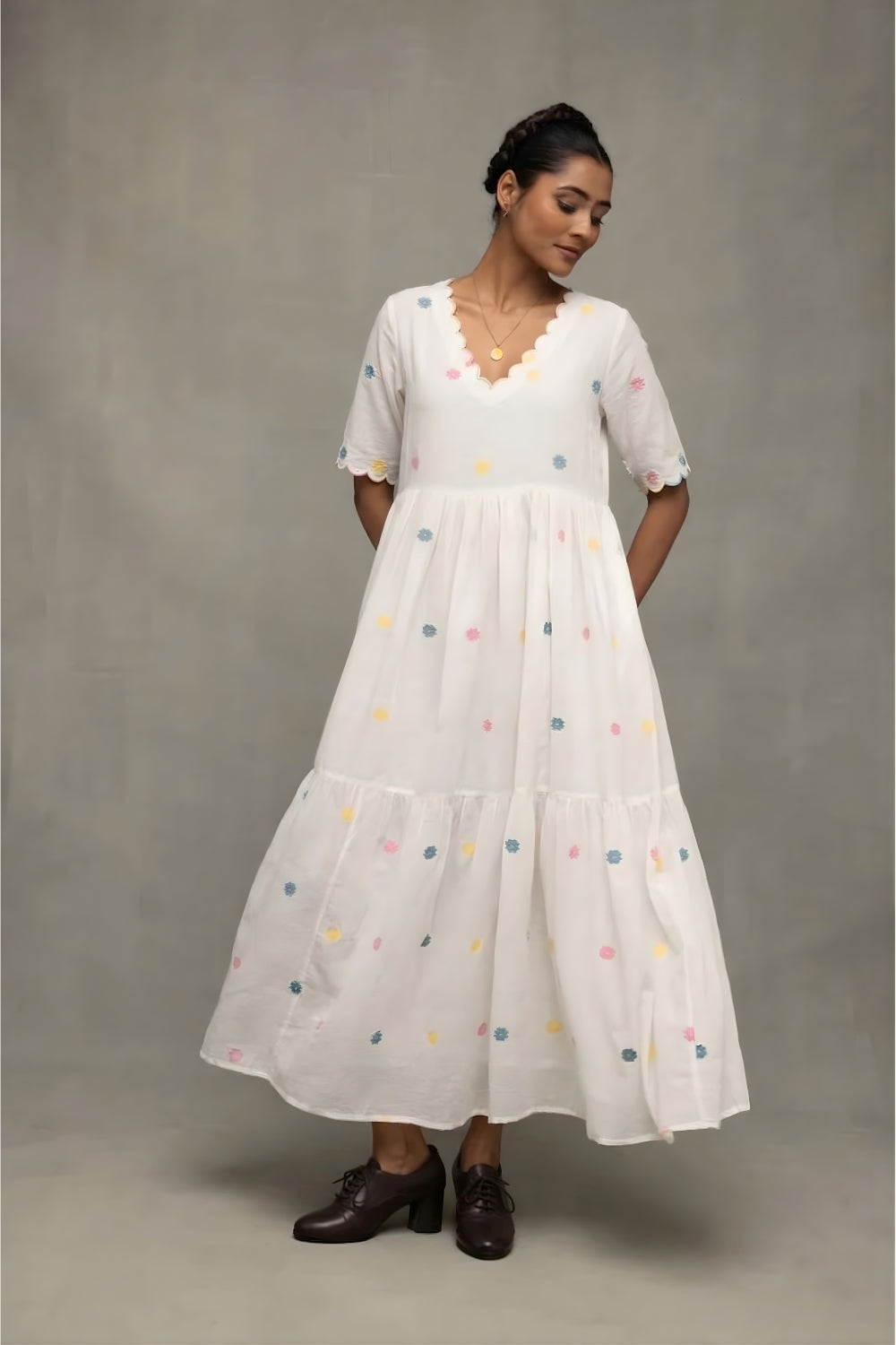 Handwoven White Gulrang Jamdani Dress with Traditional Floral Motifs