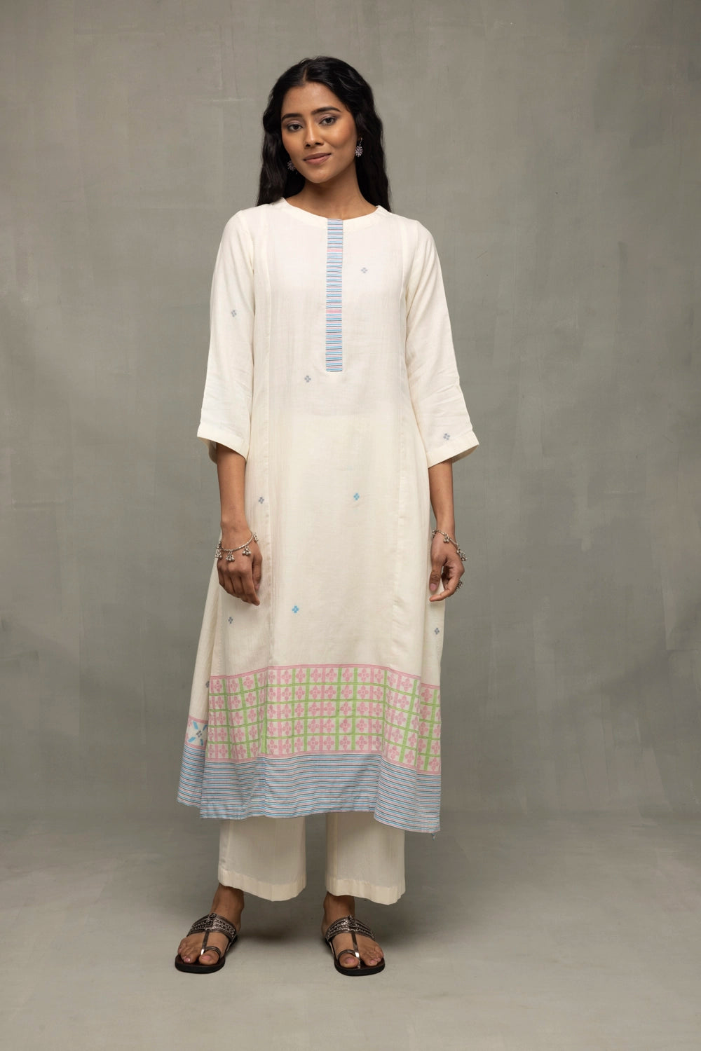 Lightweight Breathable Ivory Jamdani Kurta Set with Stripes Dupatta for Everyday Wear