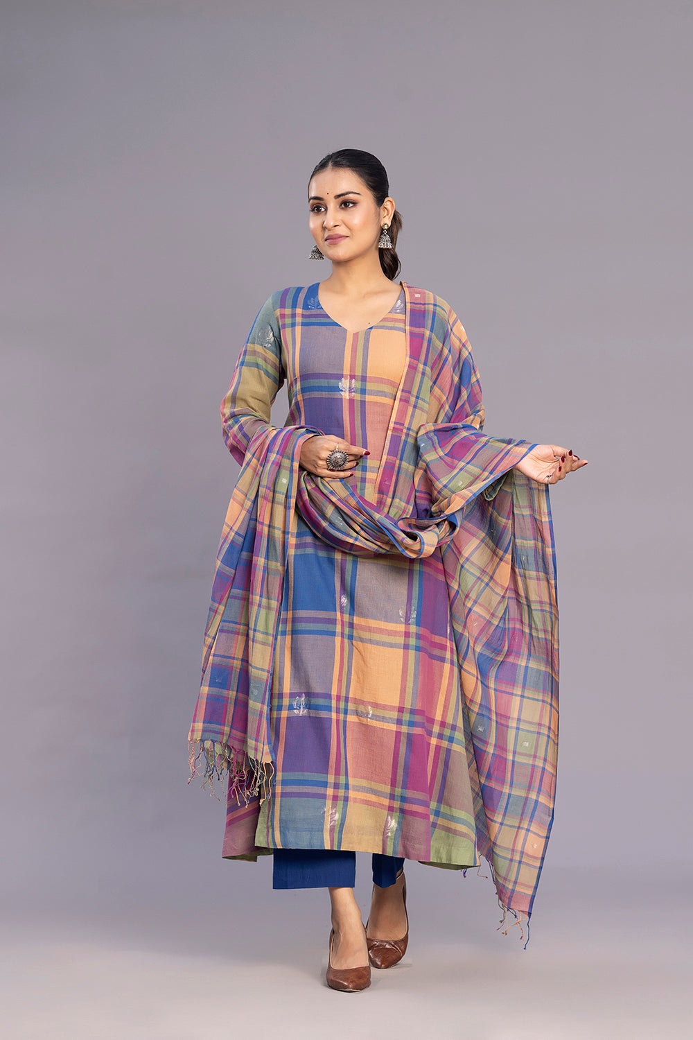 Lightweight Breathable Multicolour Pure Cotton Jamdani Kurta Set for Everyday Wear