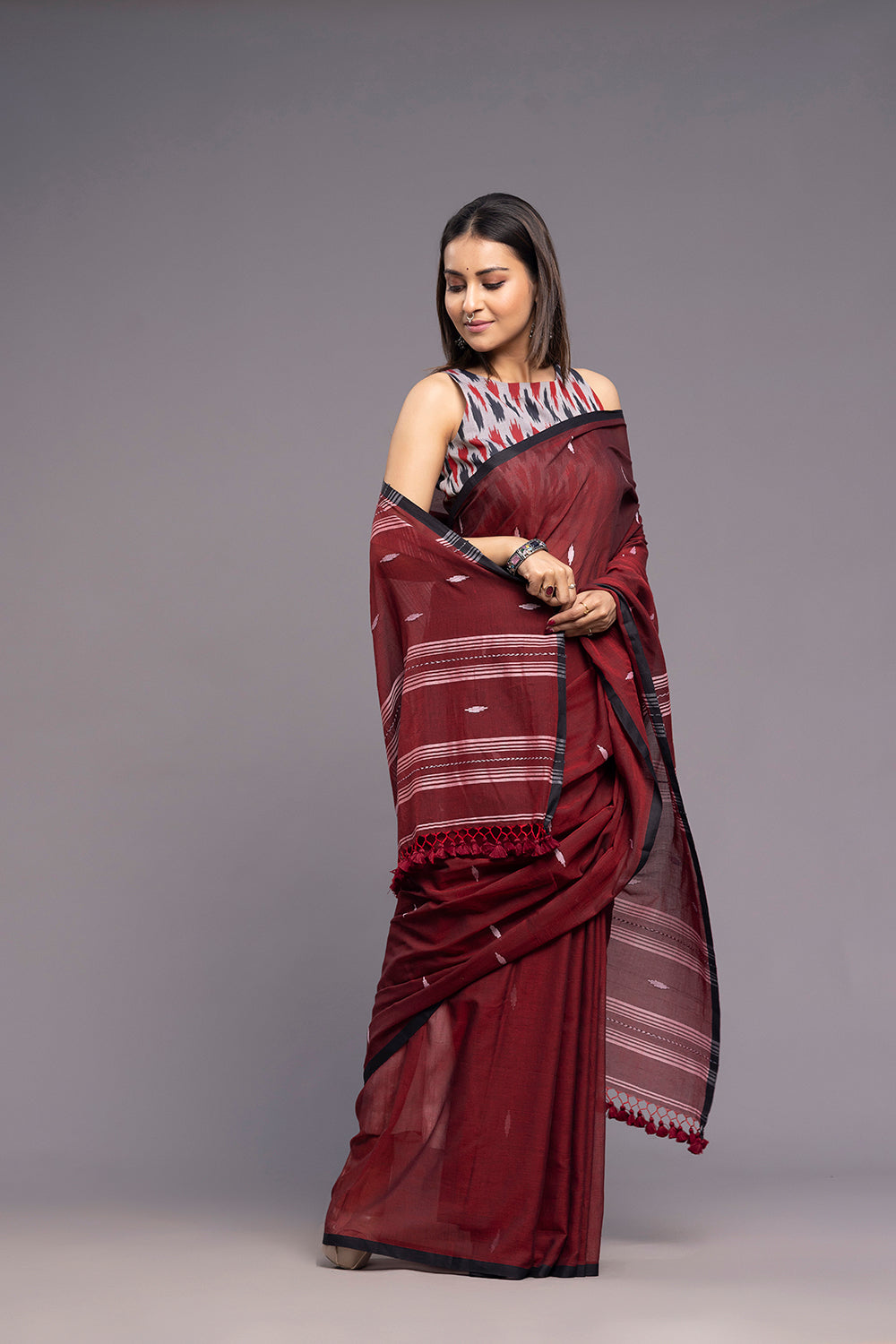 Lightweight Breathable Wine Mulmul Jamdani Saree for Everyday Wear