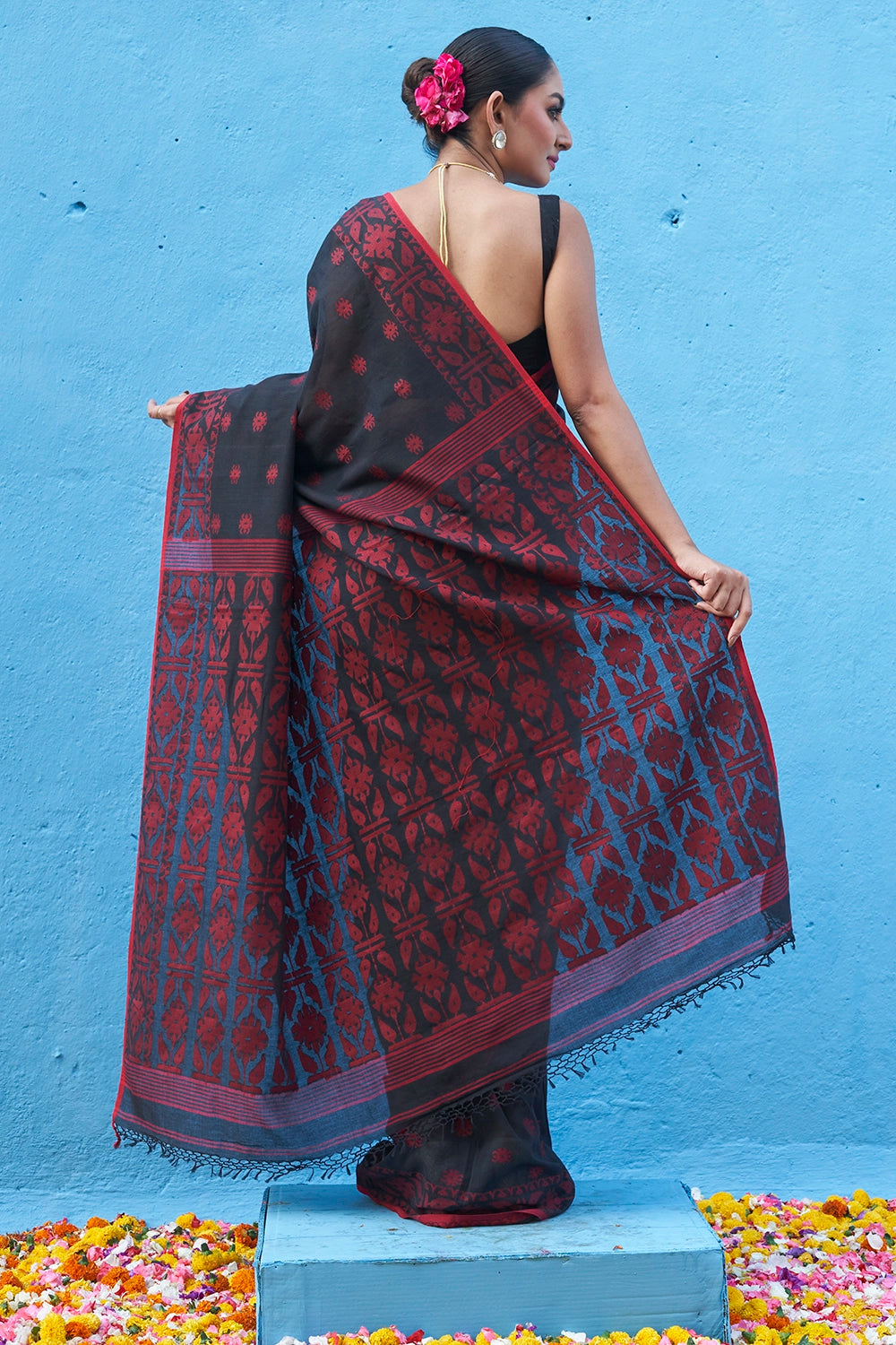 Handloom Black & Red Soft Cotton Jamdani Saree