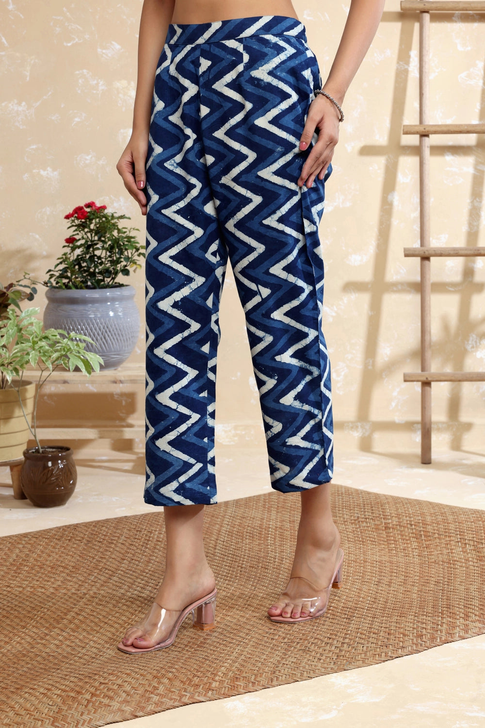 Premium Indigo Pure Cotton Oversized Floral Block Print Kurta Set for Casual Wear
