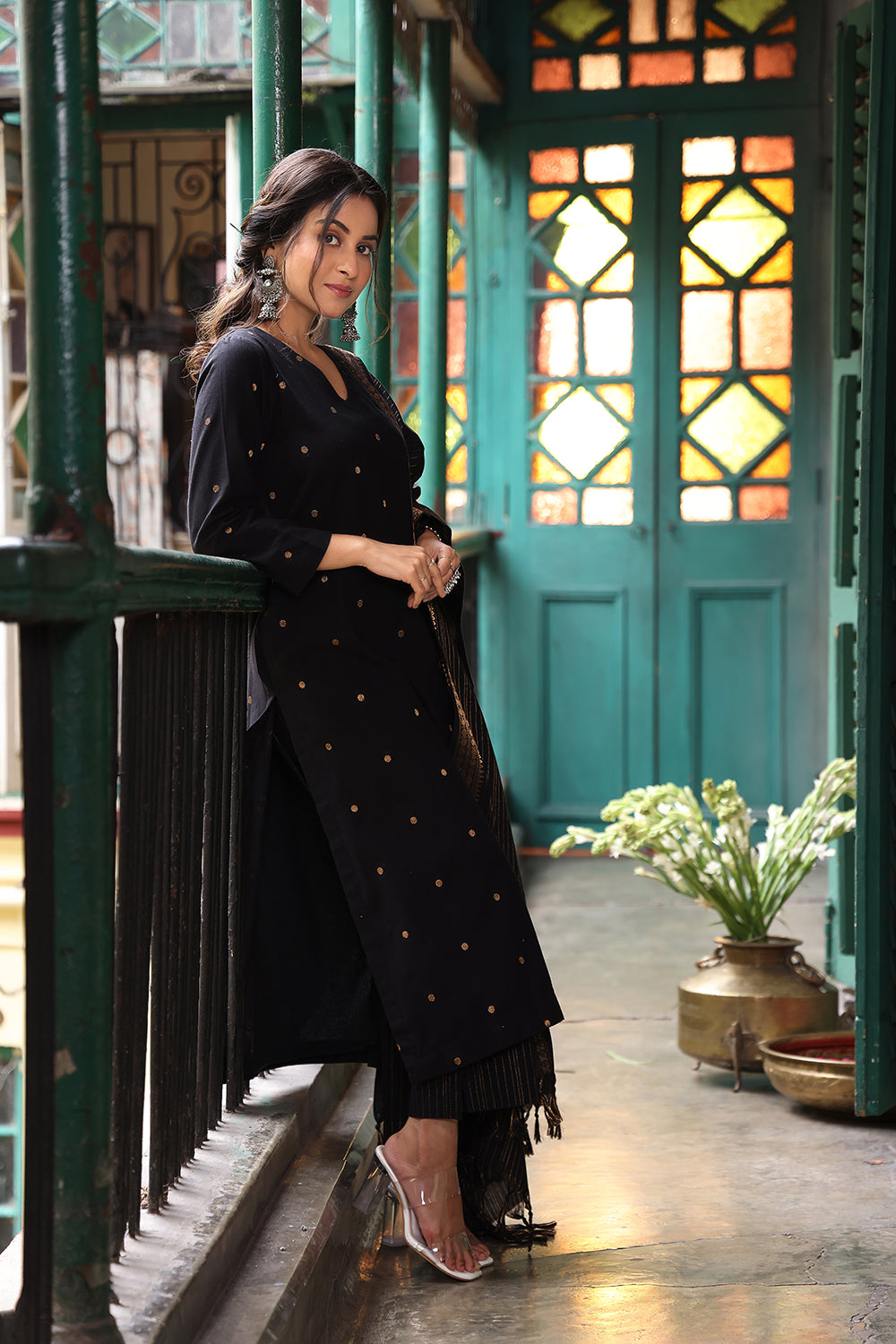 Black Pure South Cotton Zari Kurta Set With Dupatta