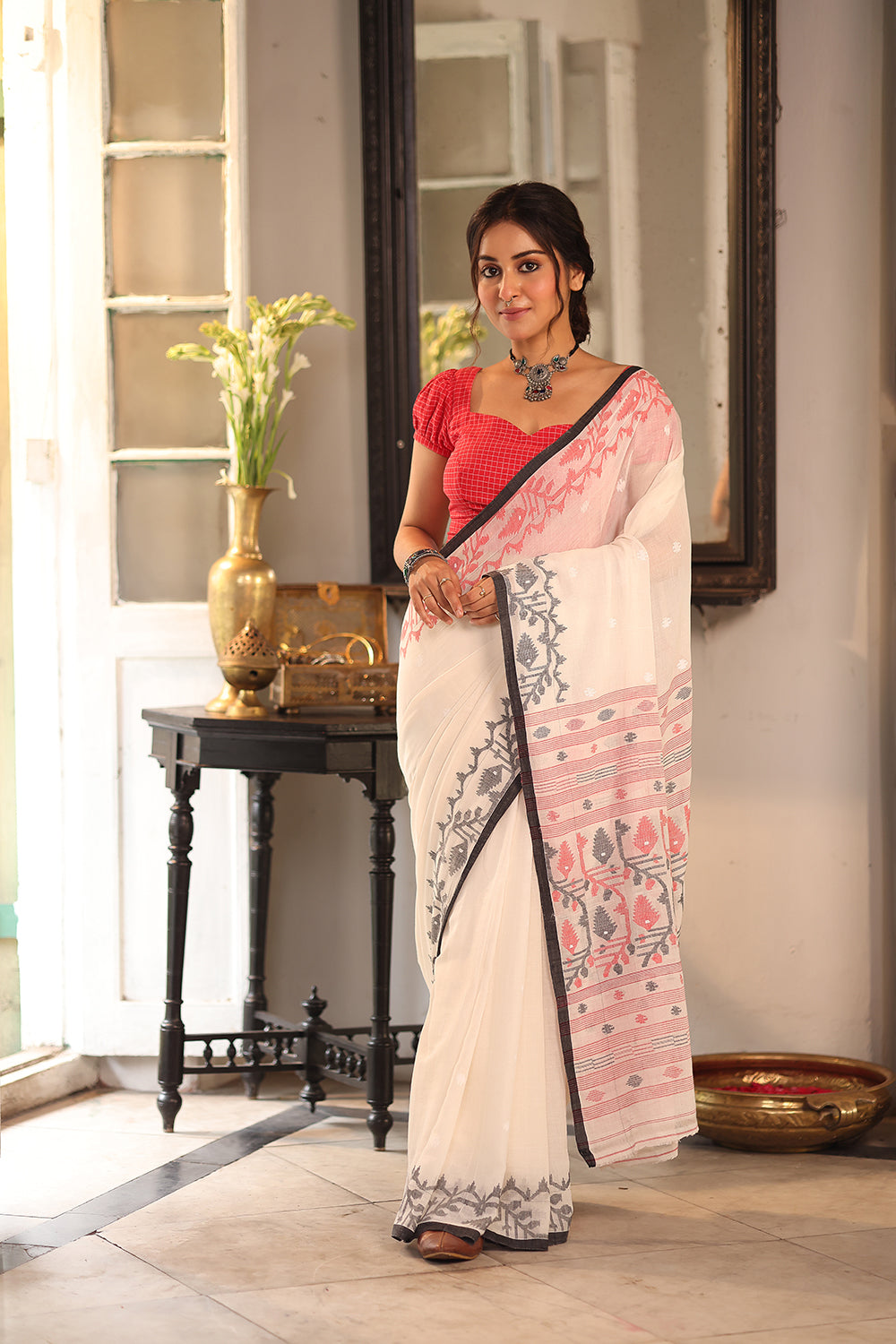 Handloom White Pure Cotton Jamdani Saree with Red and Grey Black Border