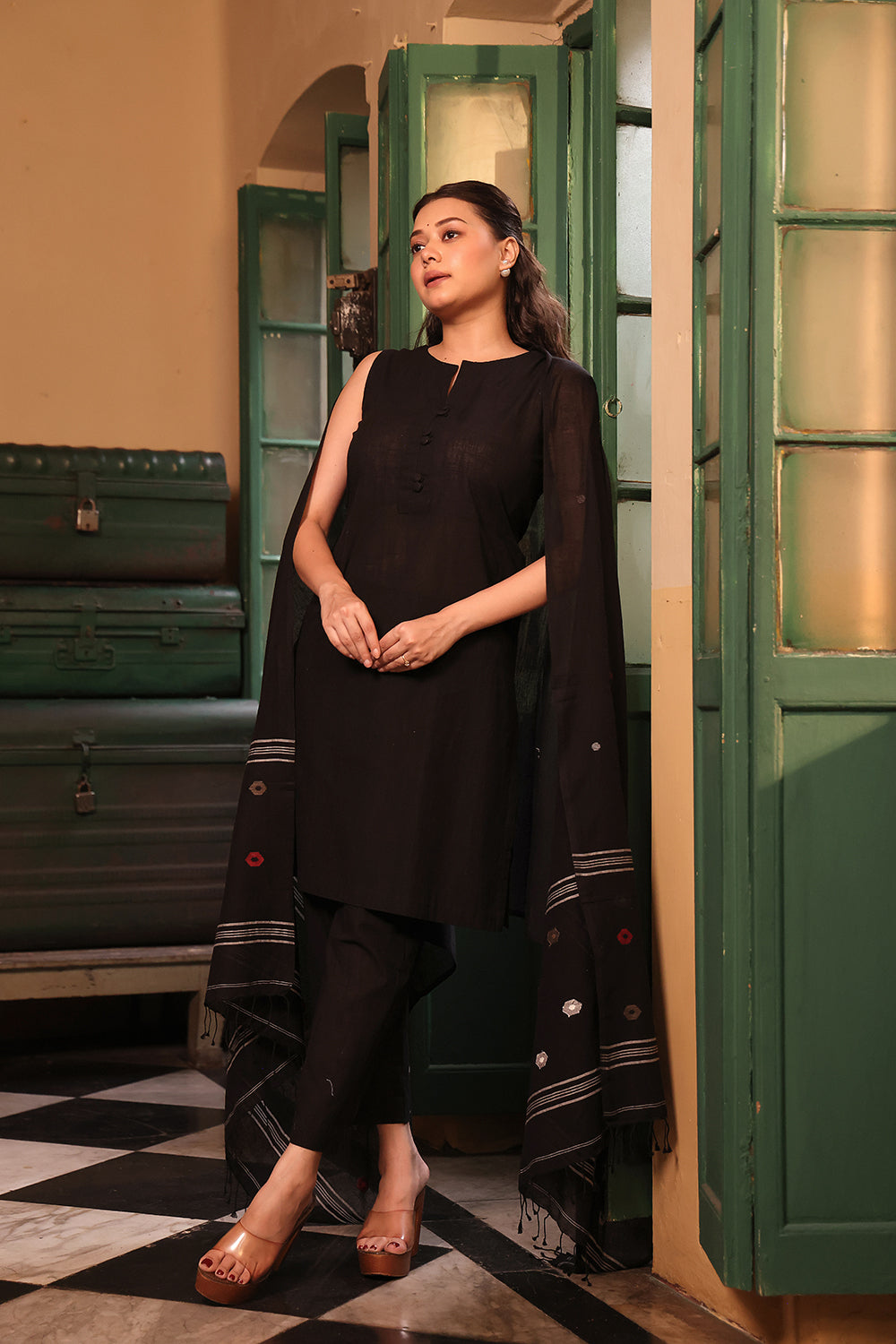 Black Pure Cotton Kurta Set With Jamdani  Dupatta