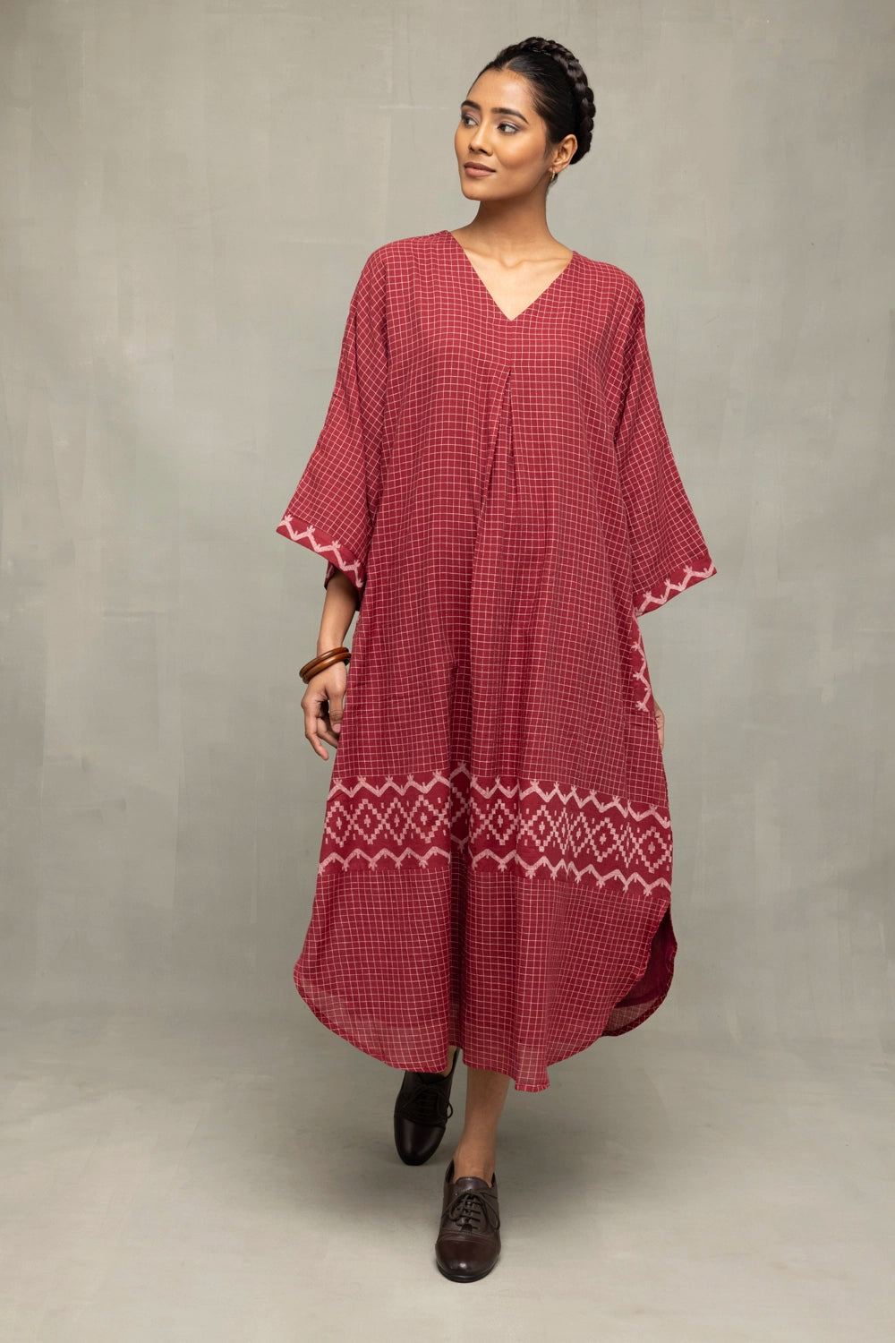 Traditional Crimson Checkered Handwoven Jamdani Kaftan Dress for Ethnic Wear