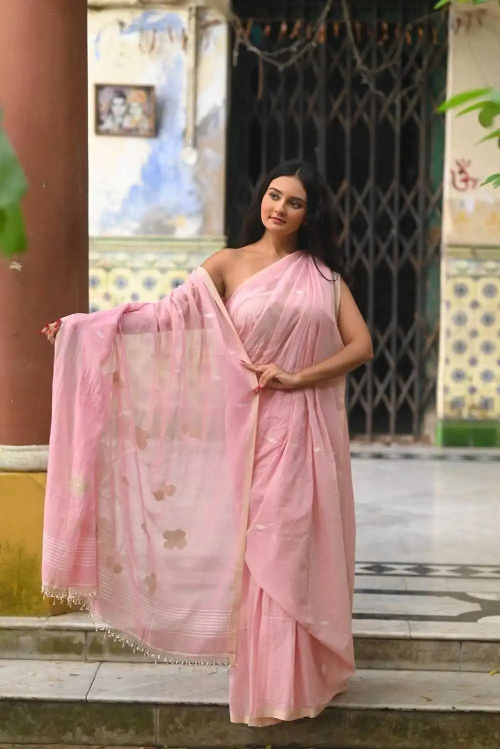 Handloom Pastel Pink Soft Cotton Jamdani Saree